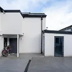 Gasthuis Hugh Lynch's Self Catering 3*