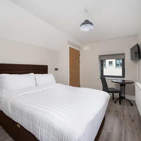 Hugh Lynch's Self Catering 3*