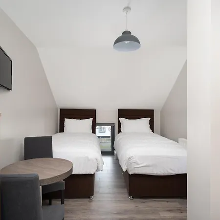 招待所 Hugh Lynch's Self Catering