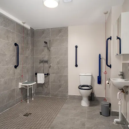 Hugh Lynch's Self Catering