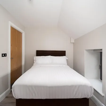 Hugh Lynch's Self Catering Gasthuis