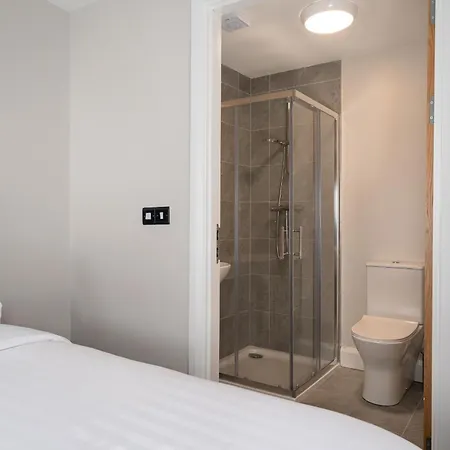 招待所 Hugh Lynch's Self Catering 3*