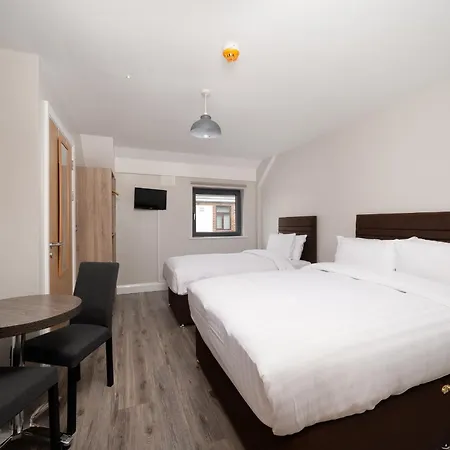 招待所 Hugh Lynch's Self Catering 3*